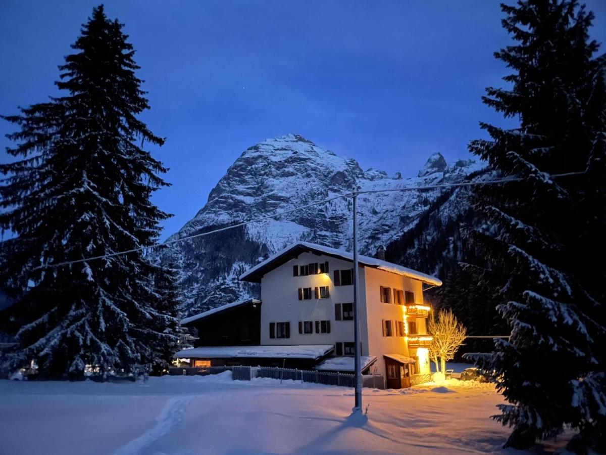 Al Cervo Albergo - Hotel Stabiziane Exteriör bild